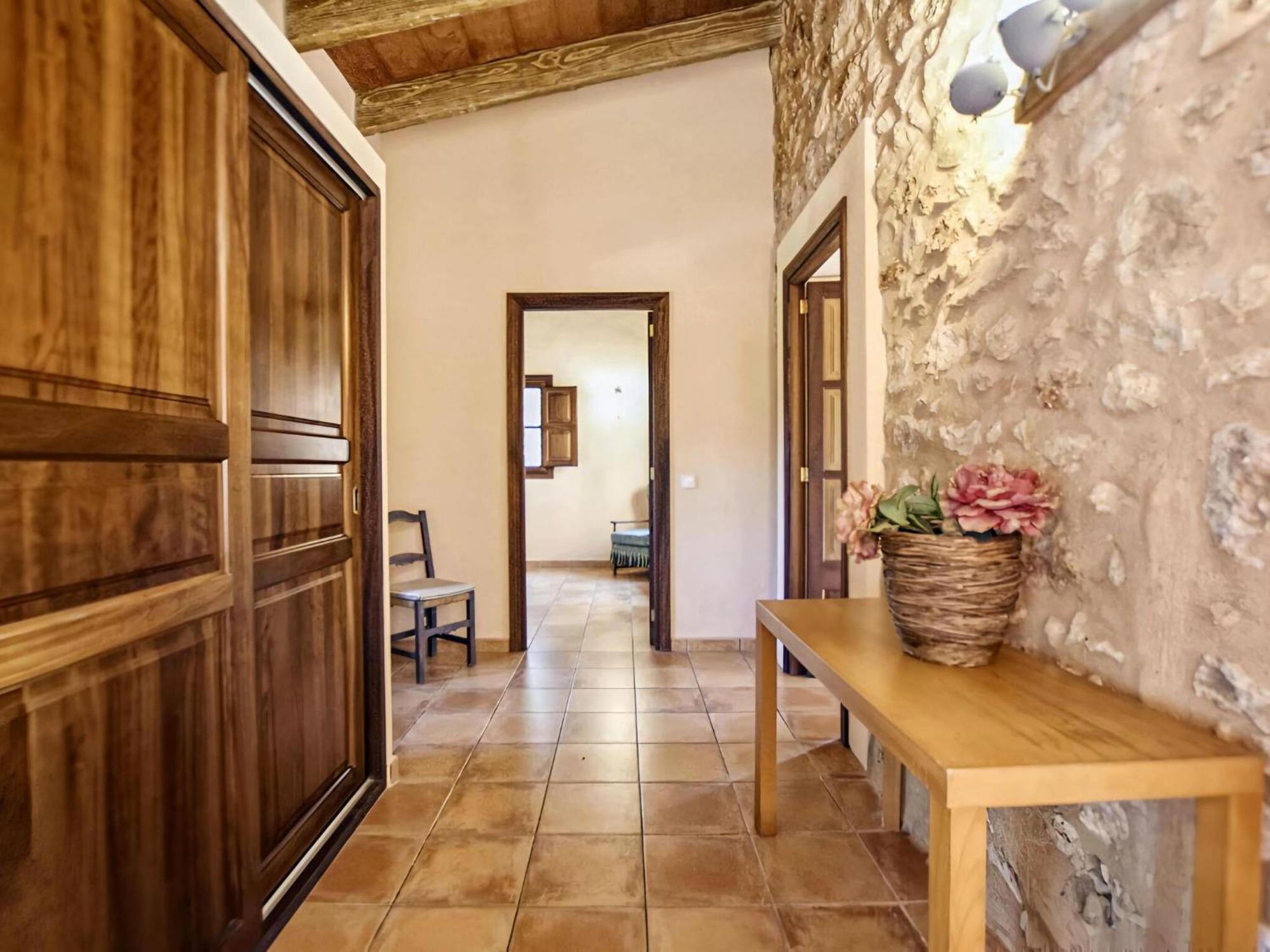 Beautiful Holiday Home With Pool Santa Maria del Cami  Zewnętrze zdjęcie