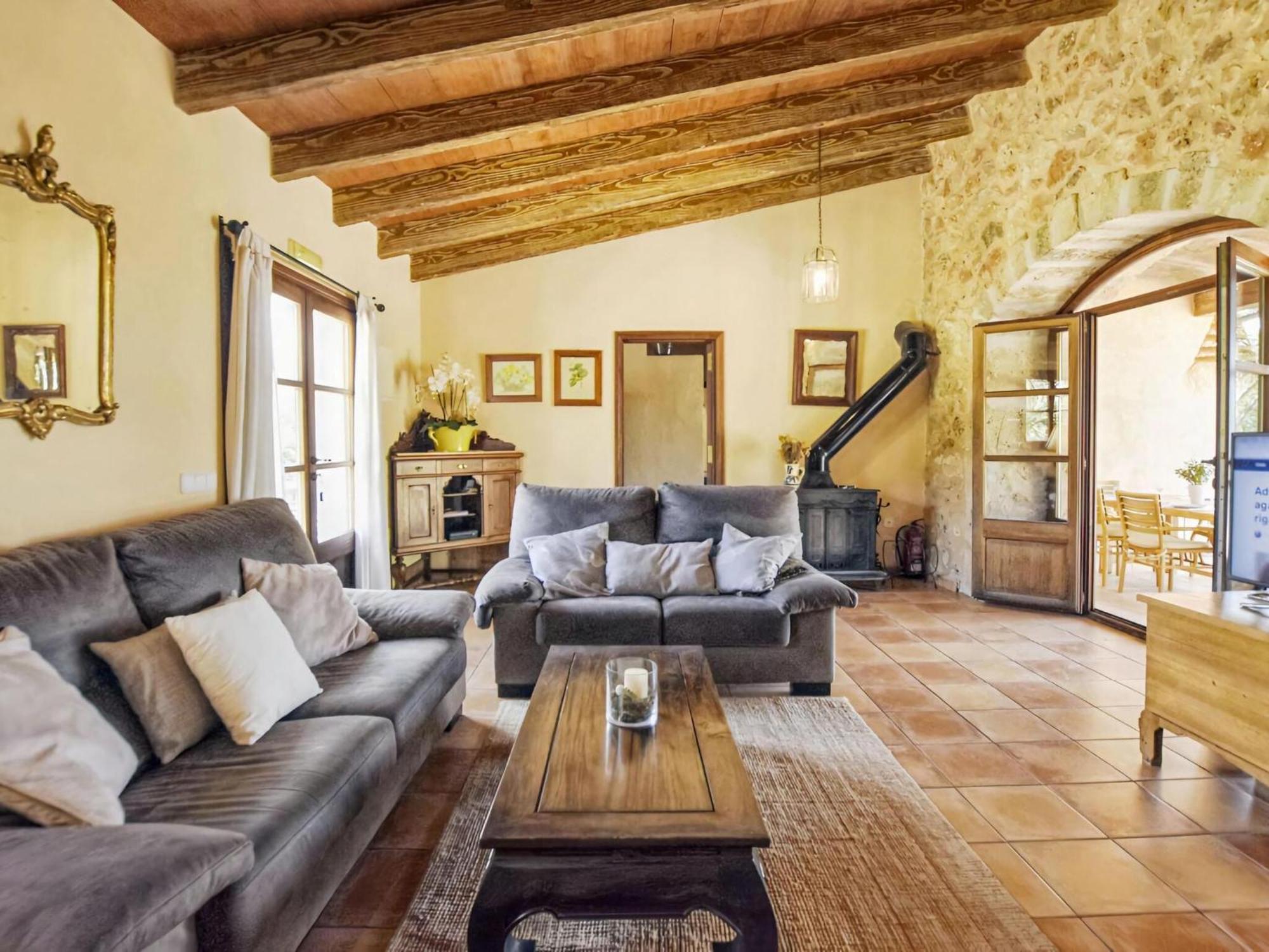 Beautiful Holiday Home With Pool Santa Maria del Cami  Zewnętrze zdjęcie