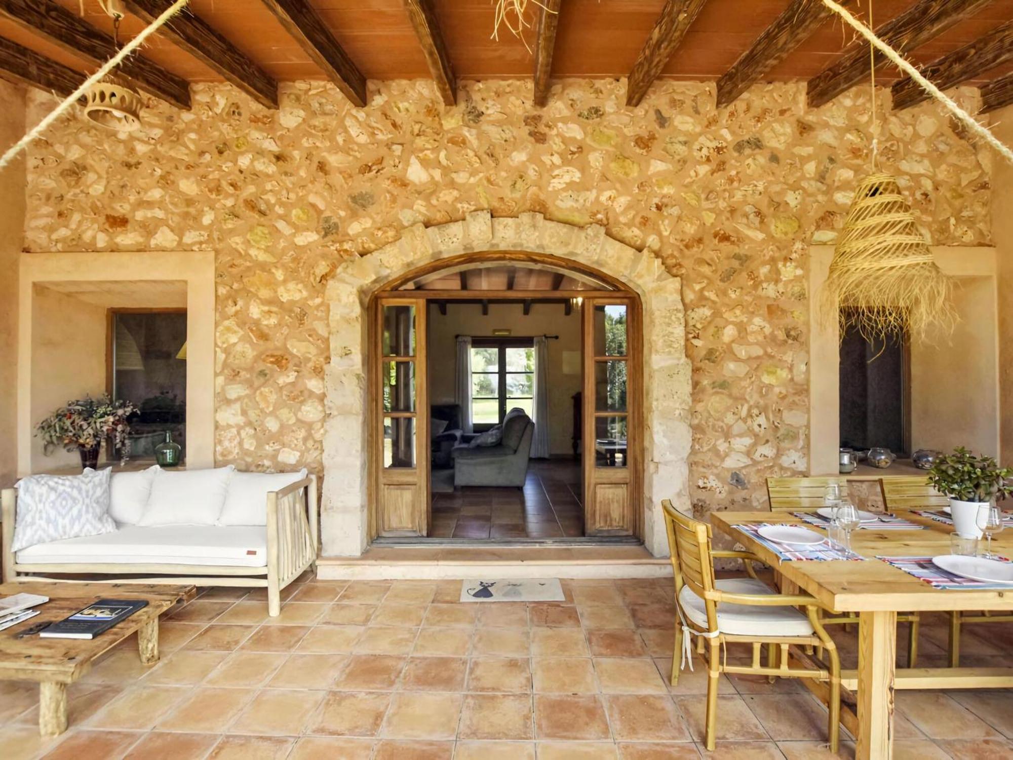 Beautiful Holiday Home With Pool Santa Maria del Cami  Zewnętrze zdjęcie